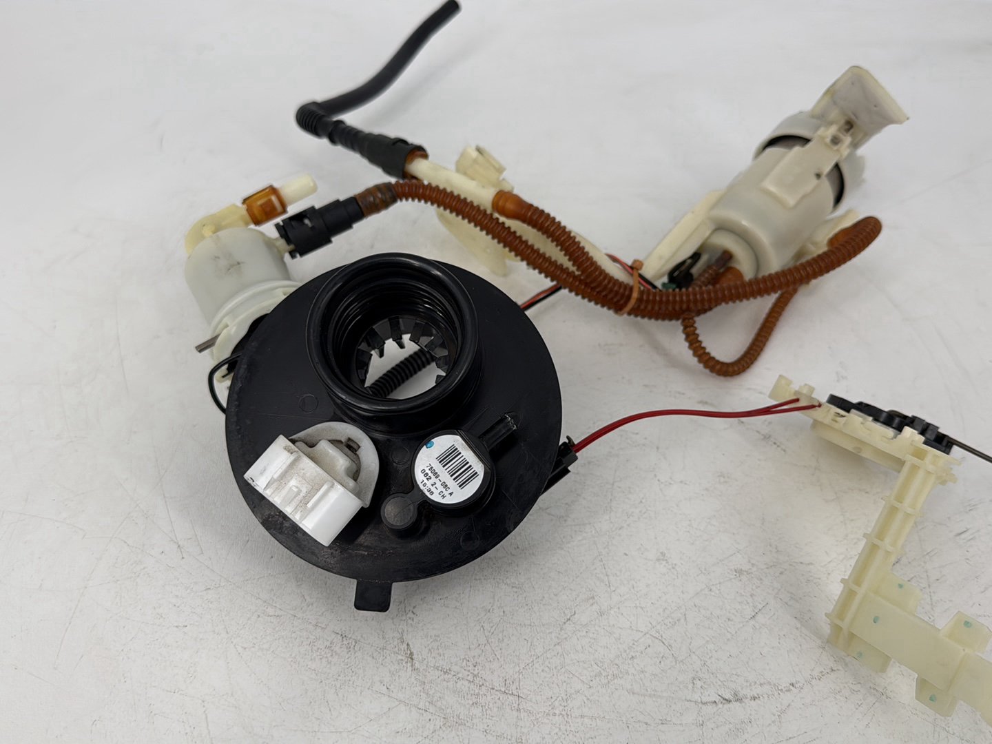 2008 - 2016 Harley-Davidson Touring Street Glide Gas Gasoline Fuel Petrol Pump Sending 62908-08