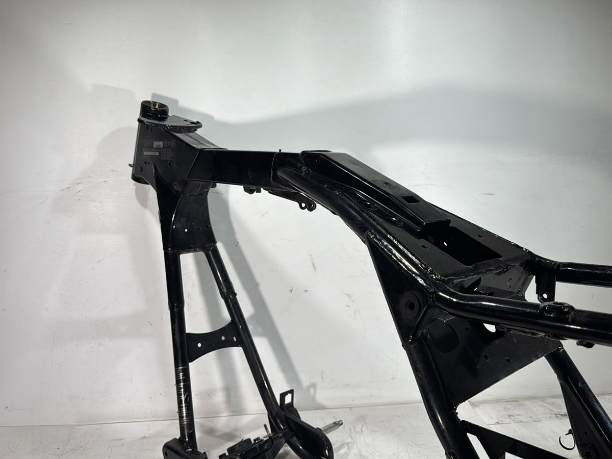2007 Harley Street Glide Touring FLHX OEM Body Main Frame Chassis SLVG