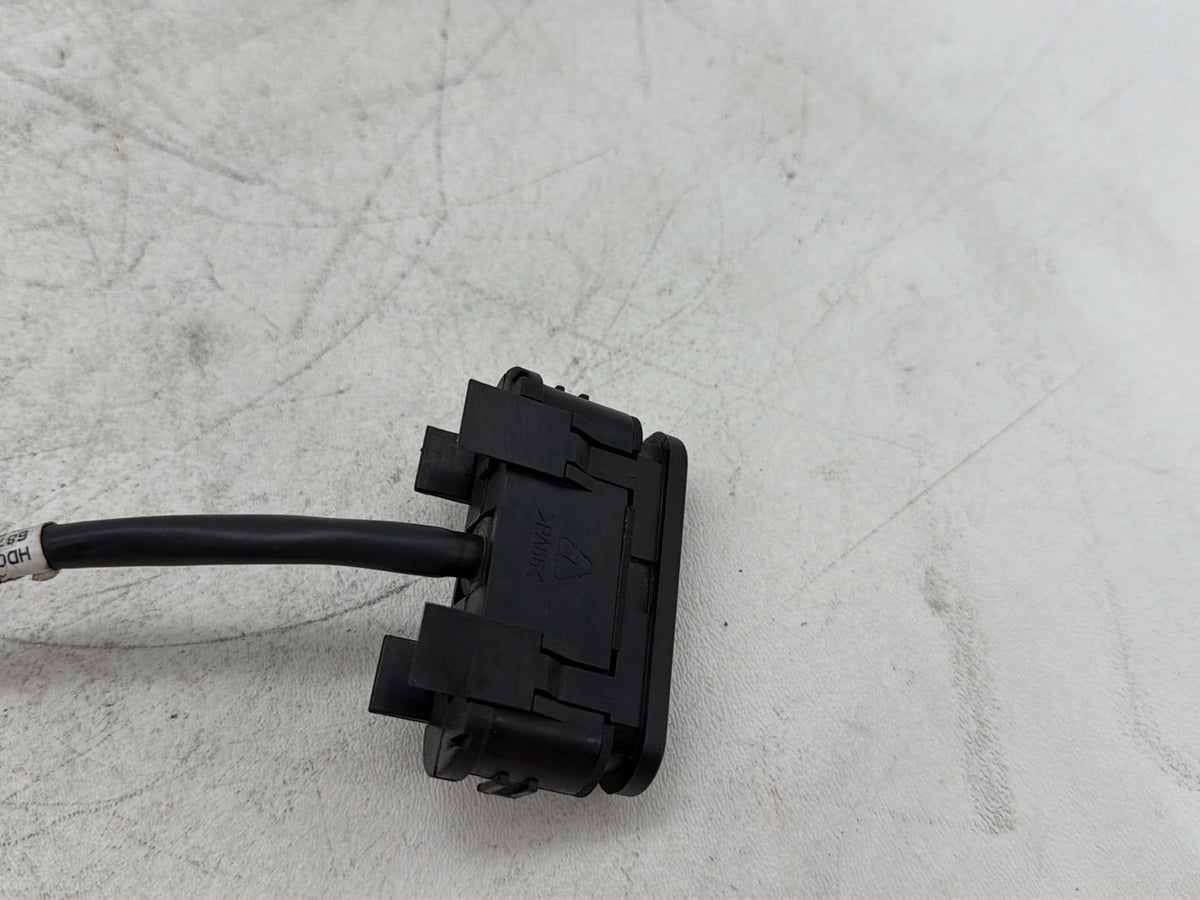2010 Harley Electra Glide Touring Ultra OEM Dash Indicator Lamp Wire Plug 68789-96A