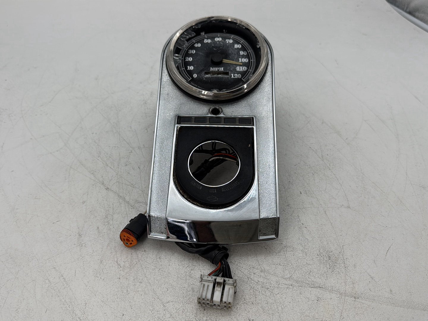 1997 Harley Softail Fat Boy Fuel Tank Dash Console Speedometer NOKey BROKEN 69K