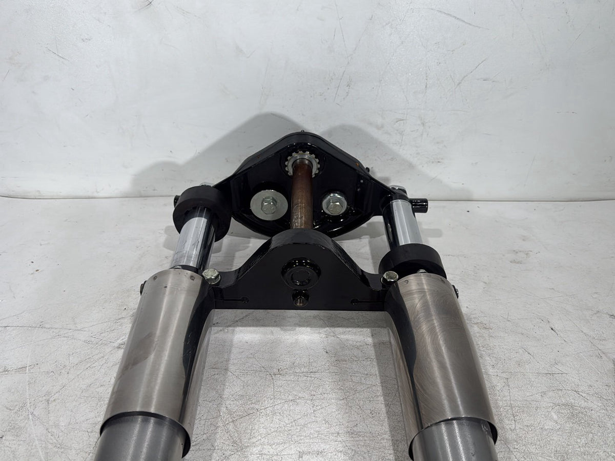 07 Harley Street Glide Touring OEM Front Triple Tree Set LH RH Fork Legs Sliders