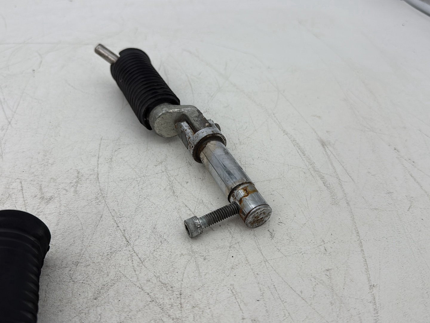 2013 Harley Forty-Eight Sportster 1200X Left &amp; Right Driver Step Foot Rest Pegs