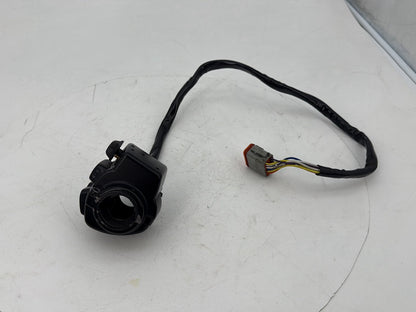 1999 - 2006 Harley-Davidson Touring Electra Glide Ultra Left Turn Signal Headlight Switches Controls  	71682-06