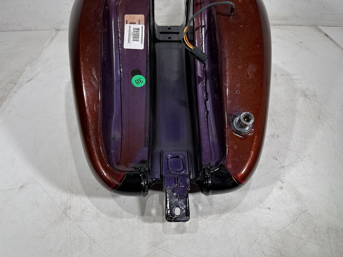 2011 Harley Softail Deluxe OEM Fuel Gas Tank Gasoline Reservoir w/ Pump Sending