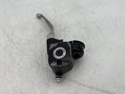 2005 Harley Electra Glide Touring Ultra FLHTCUI OEM Front Right Brake Lever Master Cylinder