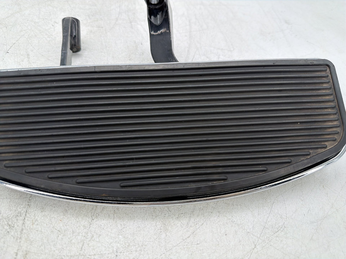 2016 Harley Electra Glide Touring Ultra OEM Right Driver 1 Floorboard Foot Rest