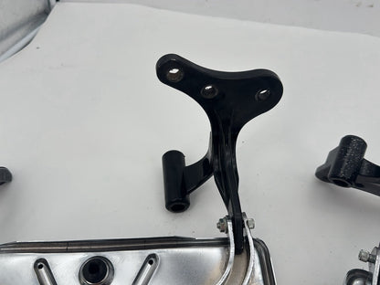 1999 - 2006 Harley-Davidson Dyna Low Rider Left Right Driver Floorboard Foot Rest 50614-06