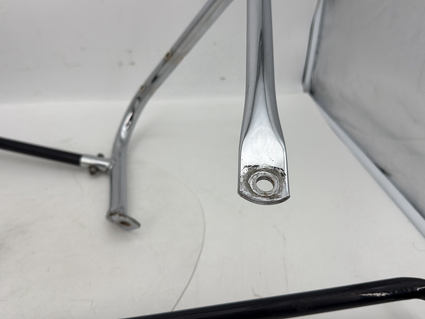 2007 - 2011 Harley-Davidson Touring Electra Glide Ultra Rear Left Right Saddlebag Guard Rails Bar 49193-09