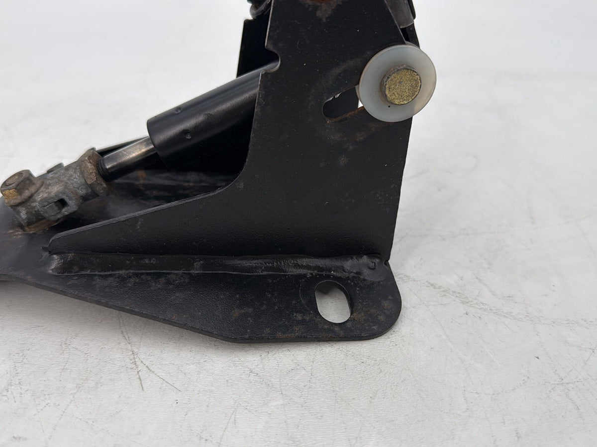2008 Harley Touring Electra Ultra Adjustable Rider Backrest Lift Mount 52482-01A