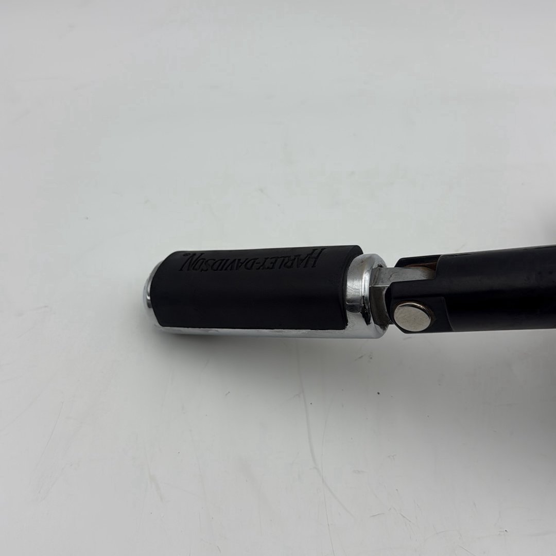1999 - 2006 Harley-Davidson Softail Night Train Left & Right Driver Step Foot Rest Pegs  	42507-00B