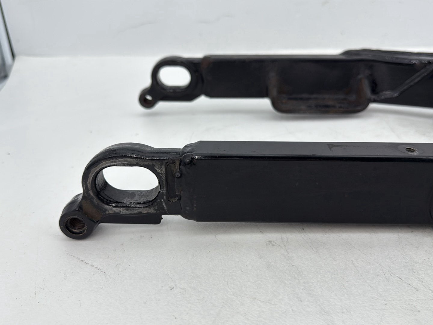 2008 Harley Touring FLHTCU Electra Glide Ultra OEM Rear Fork Swingarm Swing Arm