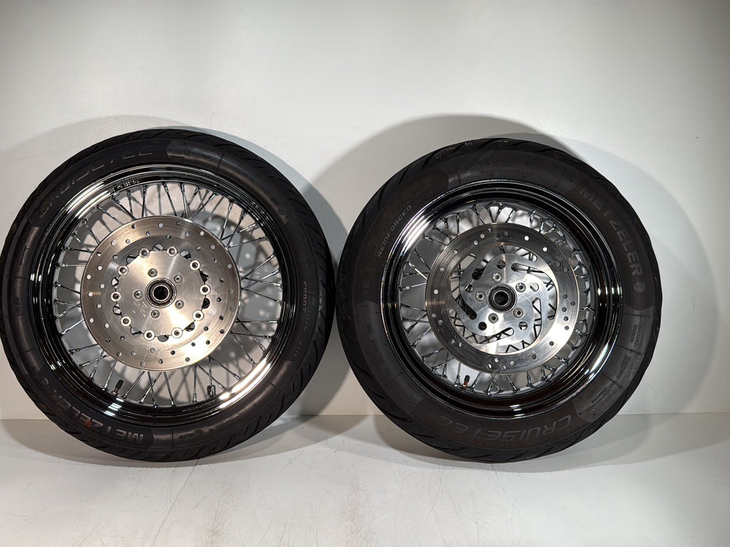 2007 - 2017 Harley-Davidson Dyna Super Glide Custom Front Rear Wheel Rim Tire Spoked 43105-06 , 40979-06