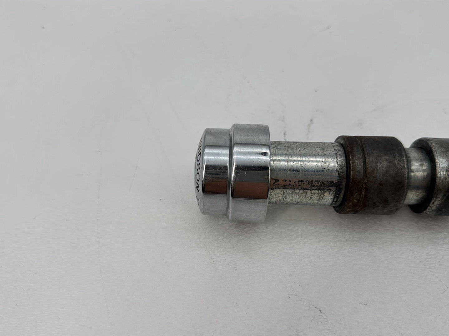 1999 - 2006 Harley-Davidson Touring Electra Glide Classic Front Wheel Axle Bolt Shaft 43364-00