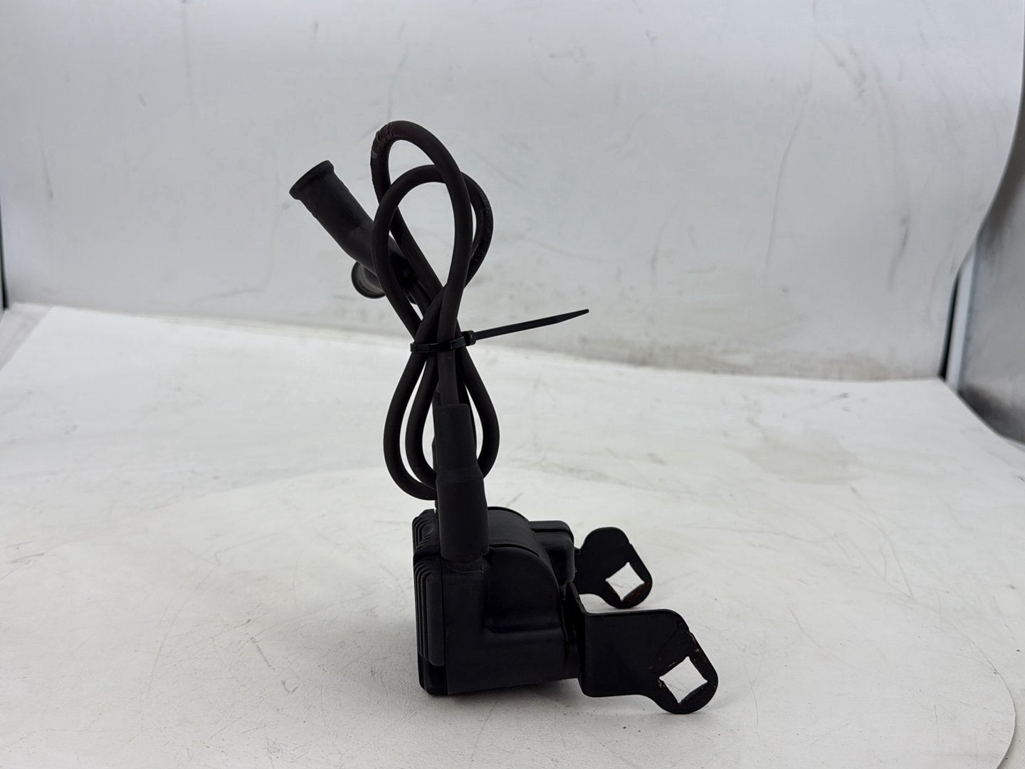 2005 Harley Road Glide Touring FLTRI OEM Ignition Coil Spark Plugs Cable
