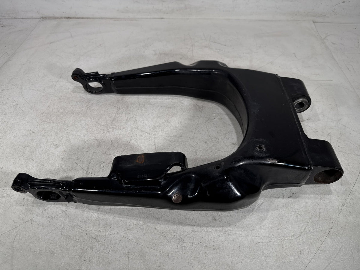2009 Harley Electra Glide Touring Ultra OEM Rear Fork Swingarm Swing Arm