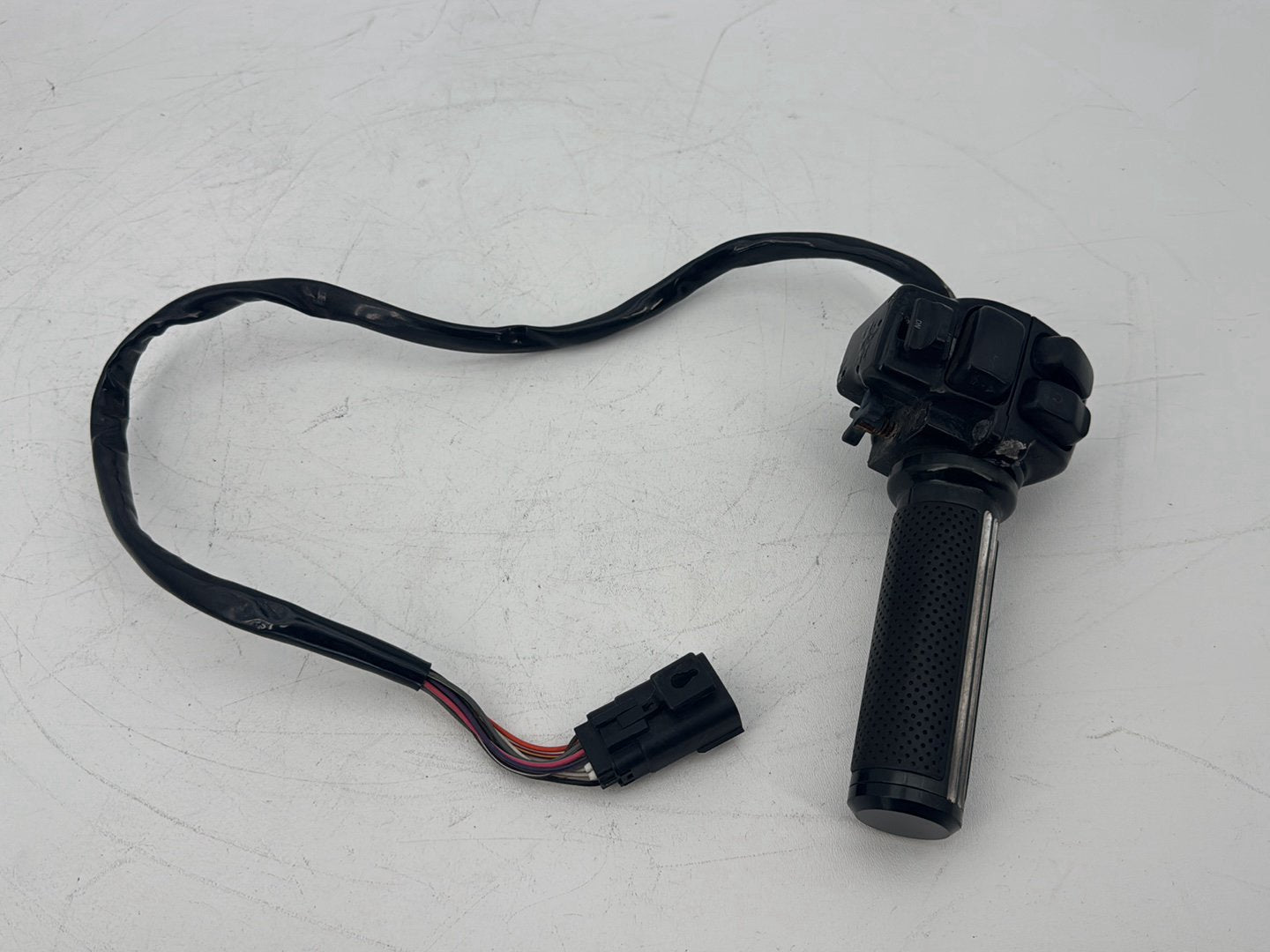 2008 Harley Touring FLHT Electra Glide OEM Right Engine Start Kill Switches Controls