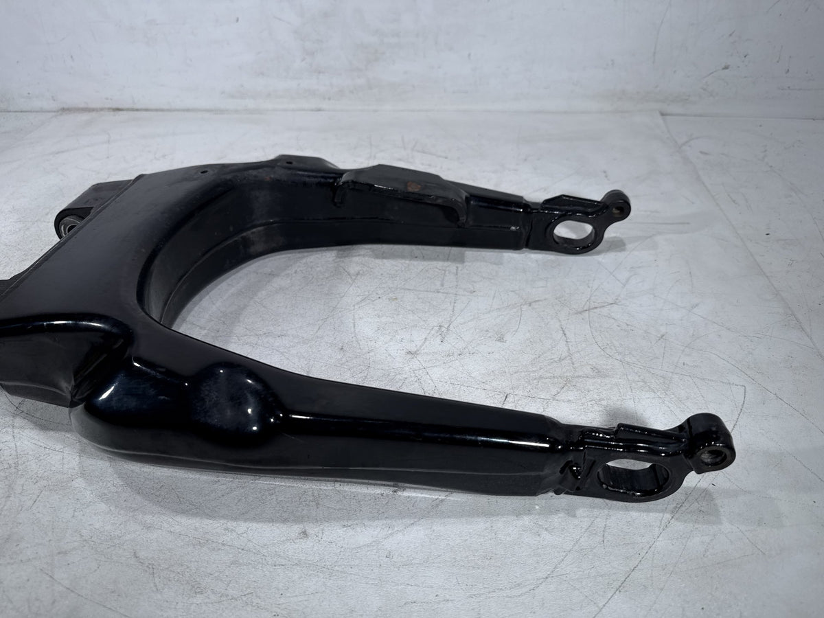 2009 Harley Electra Glide Touring Ultra OEM Rear Fork Swingarm Swing Arm