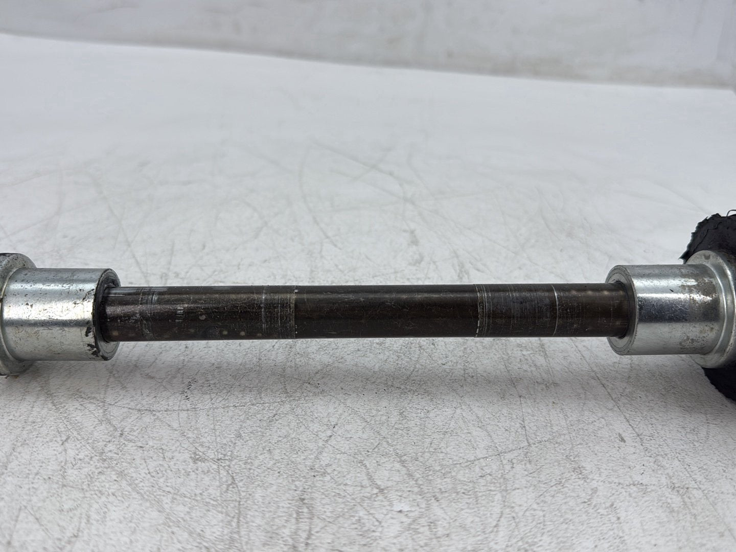 2005 Harley Electra Glide Touring Ultra FLHTCUI OEM Rear Fork Swingarm Pivot Bolt Shaft