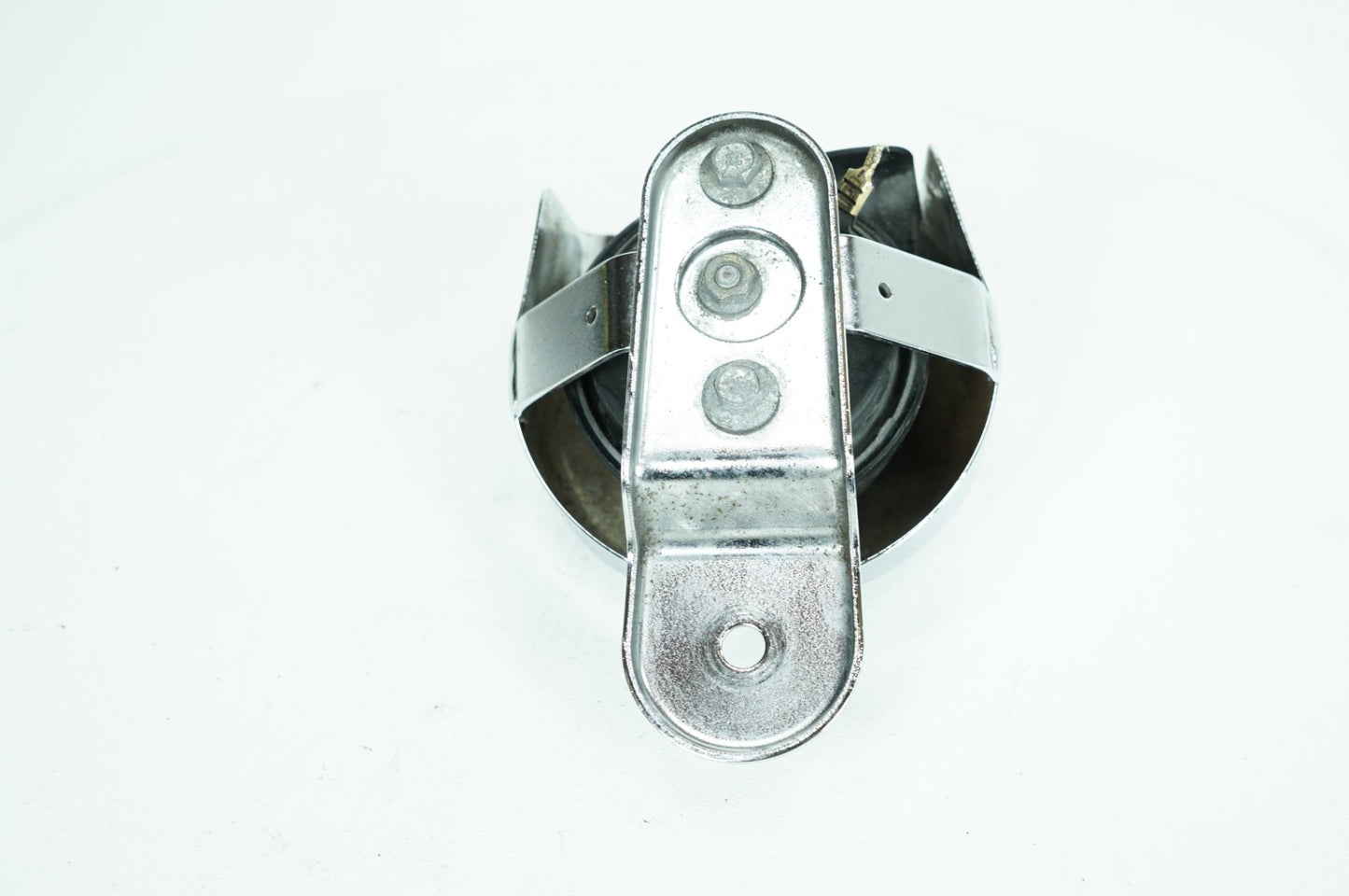 1999 - 2006 Harley-Davidson Touring Road King Horn Signal Klaxon Chrome Cover 69060-90F