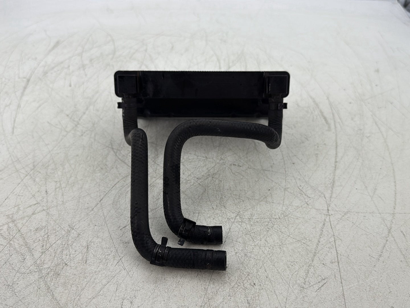2011 Harley Street Glide Touring FLHX OEM Oil Cooling Cooler Core Radiator