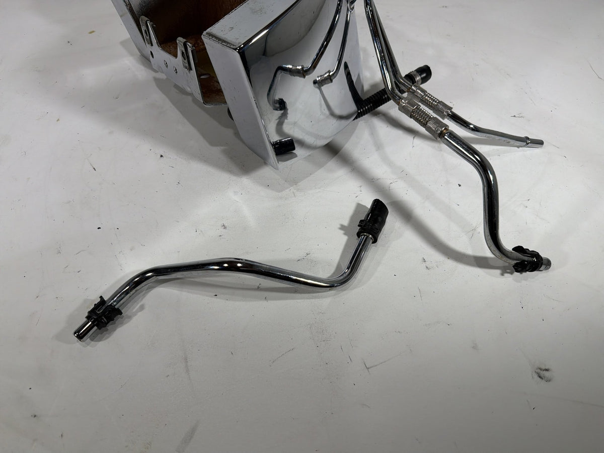 01 Harley Softail Deuce FXSTD OEM Oil Tank Reservoir Bottle Canister & Dipstick
