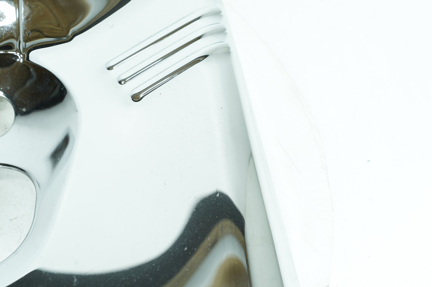 1999 - 2006 Harley-Davidson Softail Deluxe Front Upper Nacelle Headlight Cover Panel  	67605-05