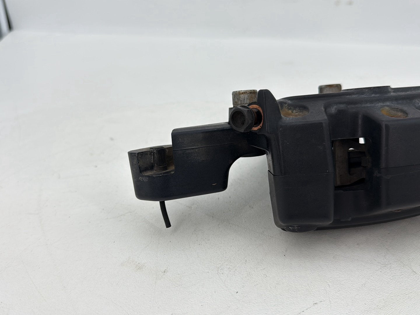 2007 - 2011 Harley-Davidson Touring Electra Glide Ultra Rear Back Brake Caliper w/ Bracket 44080-08B