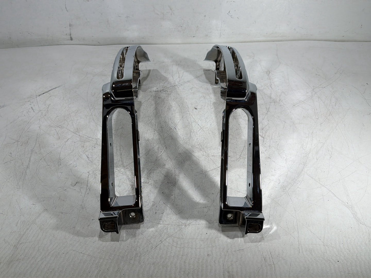 2014 Harley Electra Glide Ultra Saddlebag Fender Struts Brackets OEM Pair