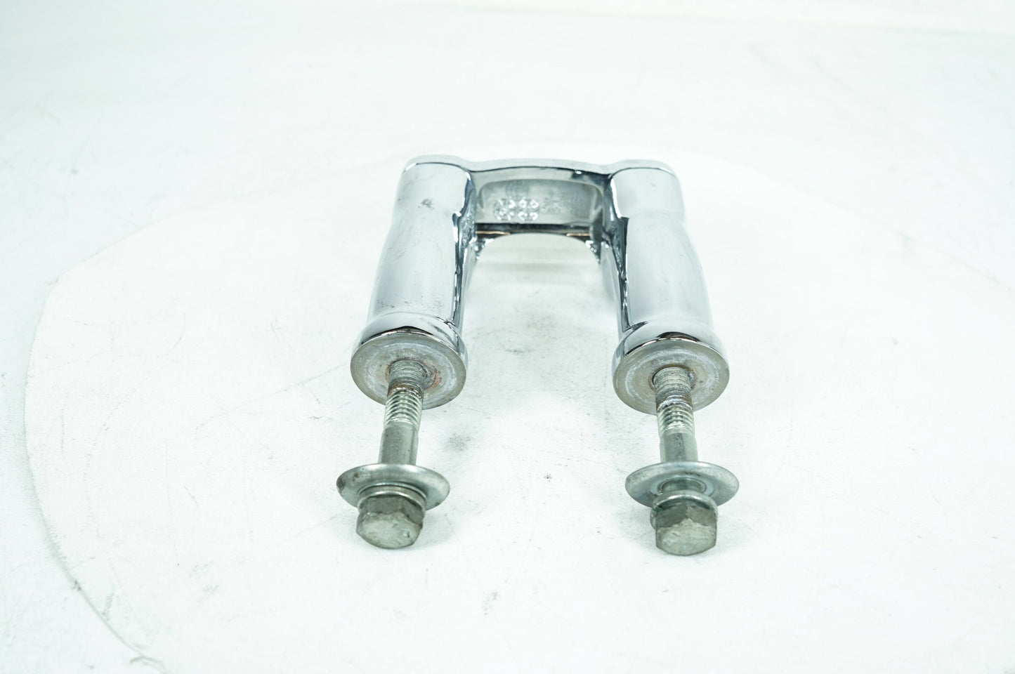 2007 - 2012 Harley-Davidson Softail Deluxe Front Handlebar Riser Top Clamp 55902-05