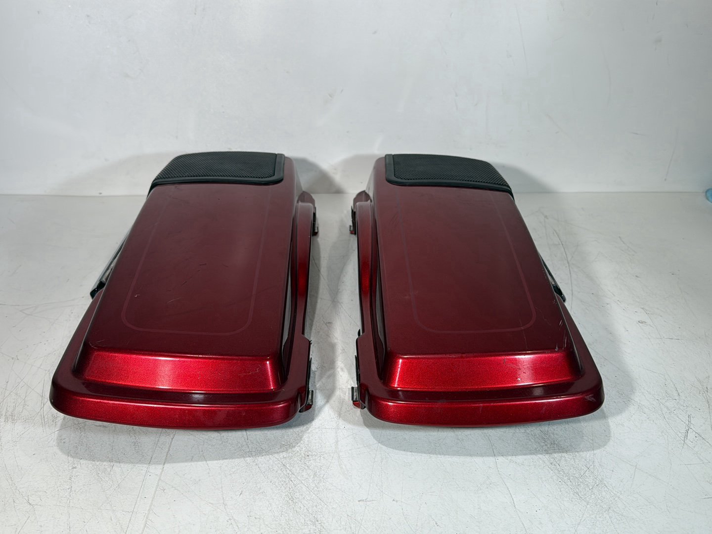 2007 - 2012 Harley-Davidson Touring Electra Glide Ultra Left & Right Saddlebag Lid Cover Caps 90756-93