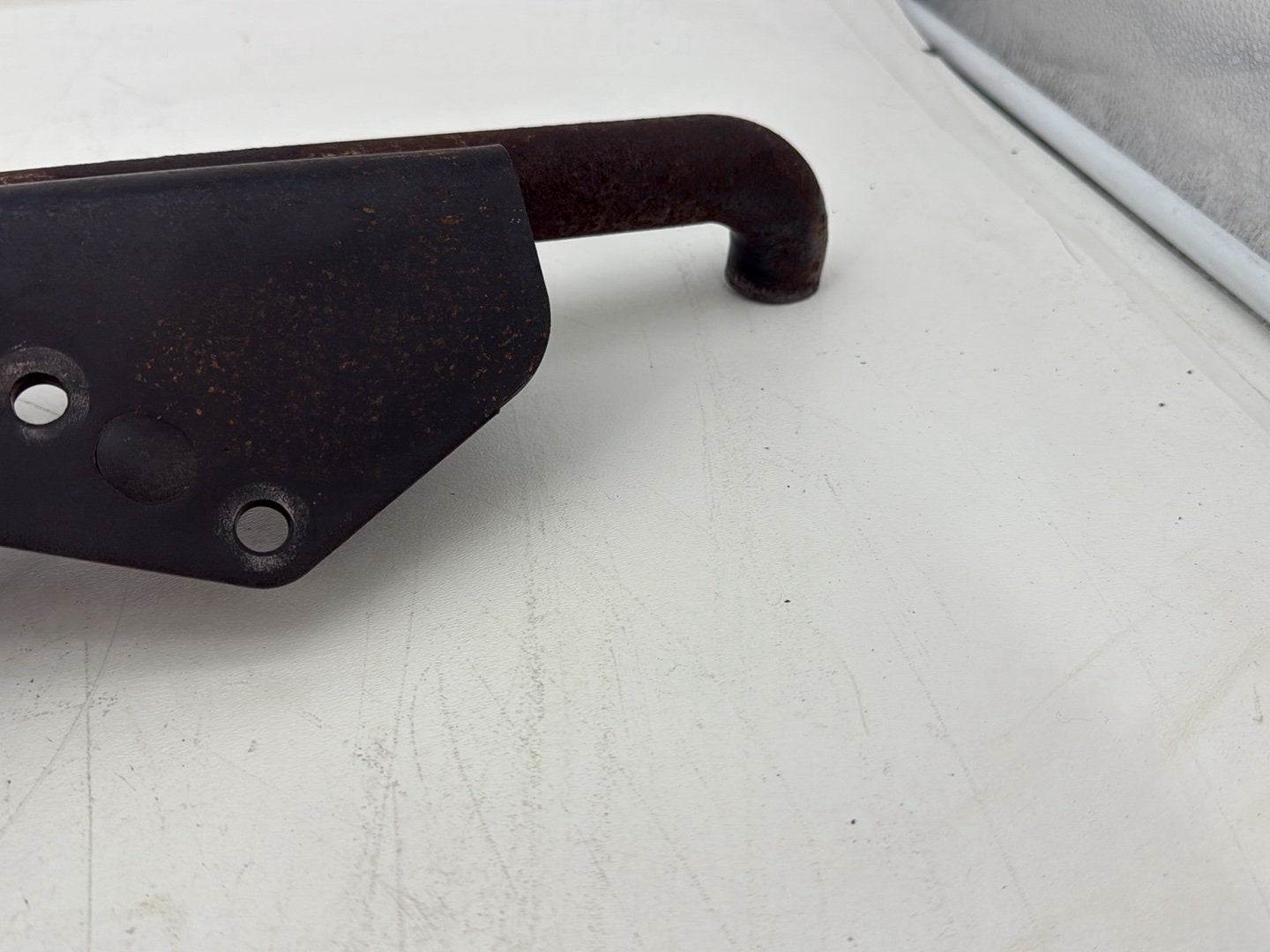 2013 Harley Forty-Eight Sportster 1200X OEM Exhaust Muffler Interconnect Bracket Support Bar