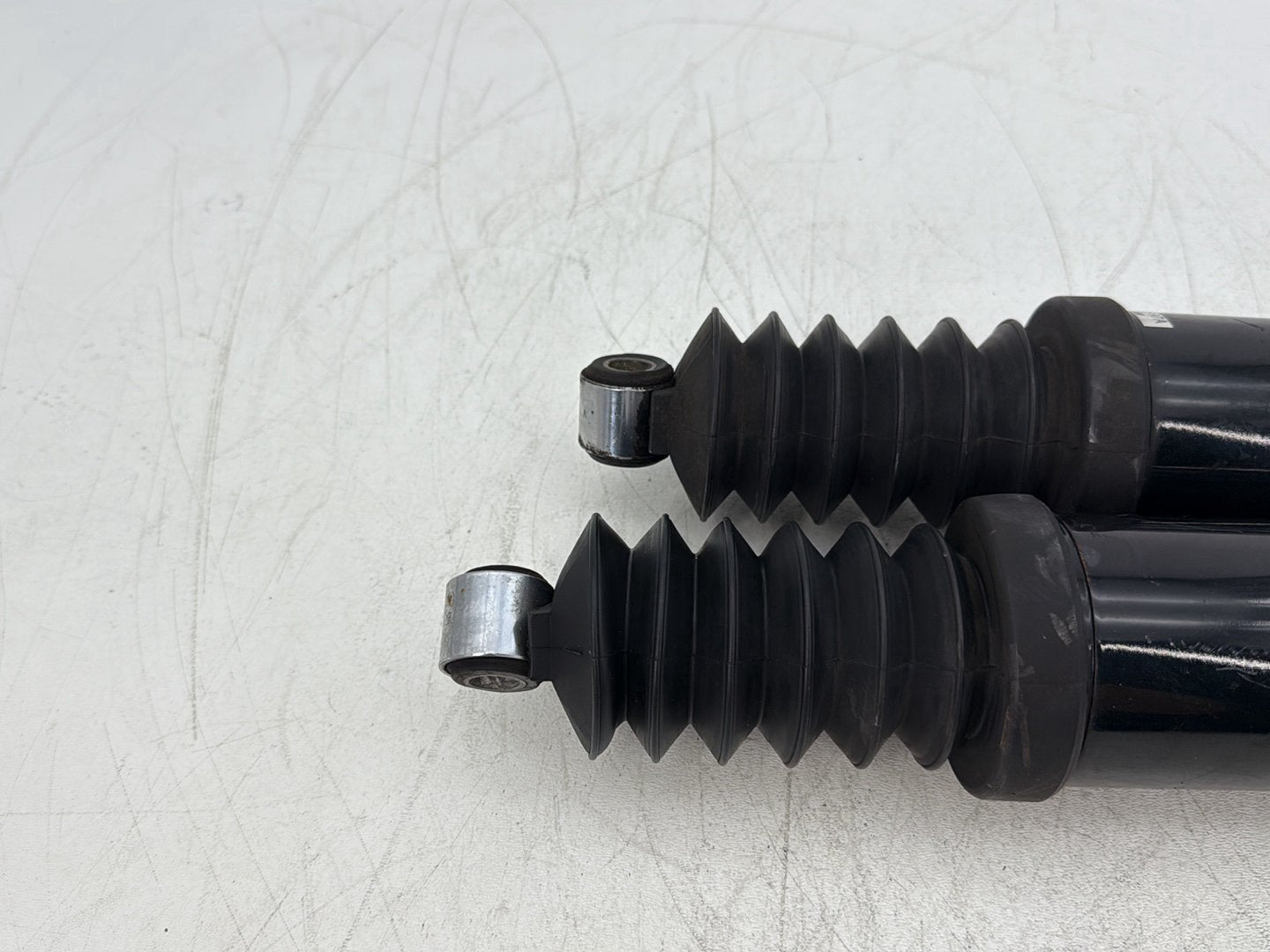 2000 Harley Touring Electra Glide Ultra OEM Rear Left Right Shock Absorbers 13"
