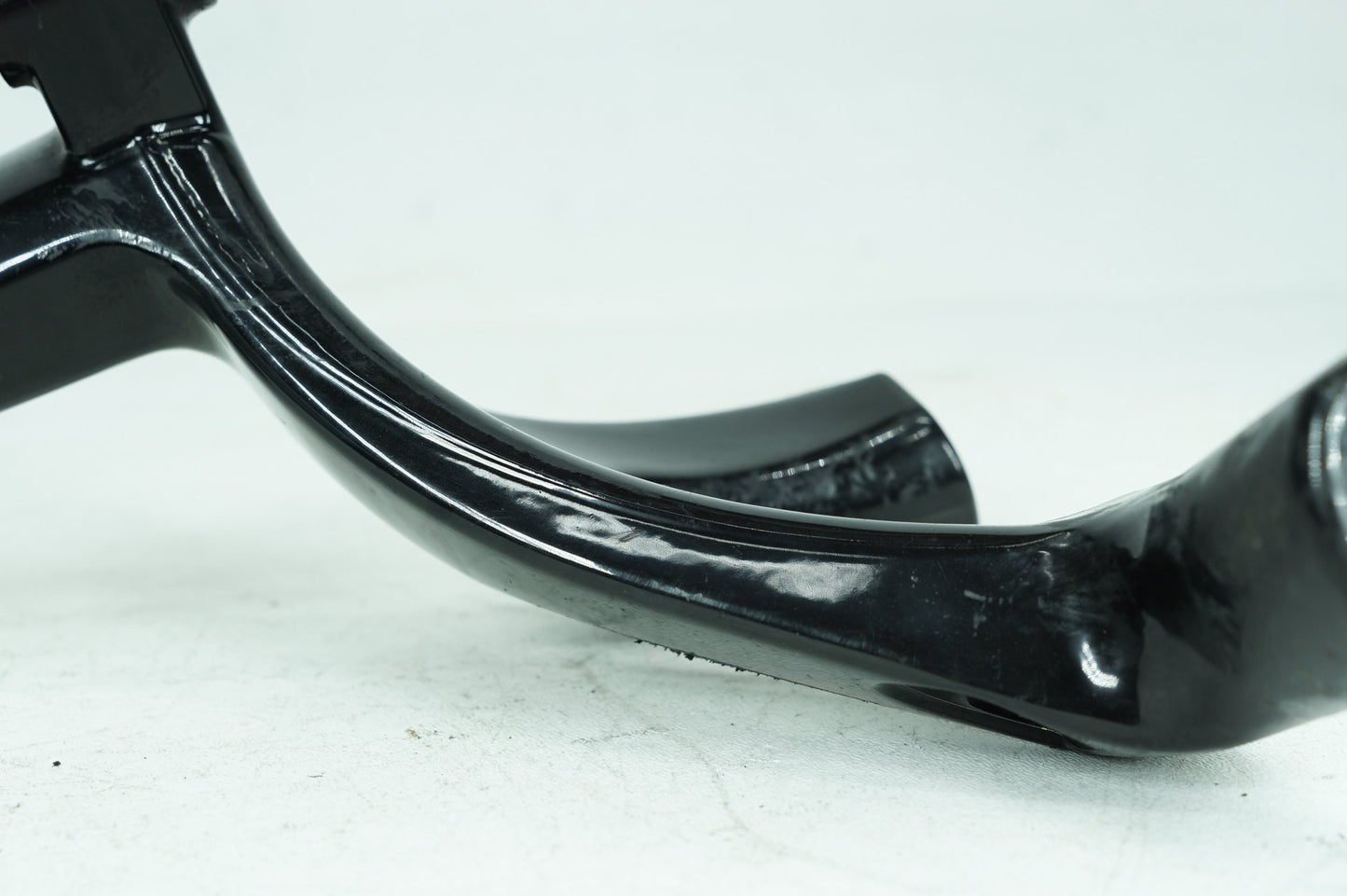 2018 - 2024 Harley-Davidson Softail Sport Glide Left Foot Rest Support Bracket Peg 33600134