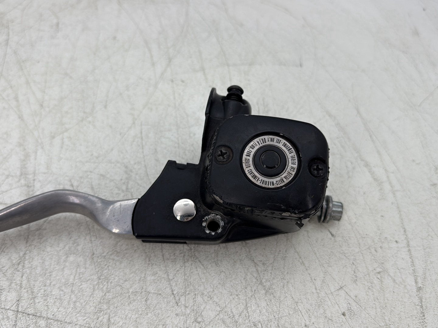 2012 Harley Dyna Super Glide Custom FXDCI OEM Front Right Brake Lever Master Cylinder