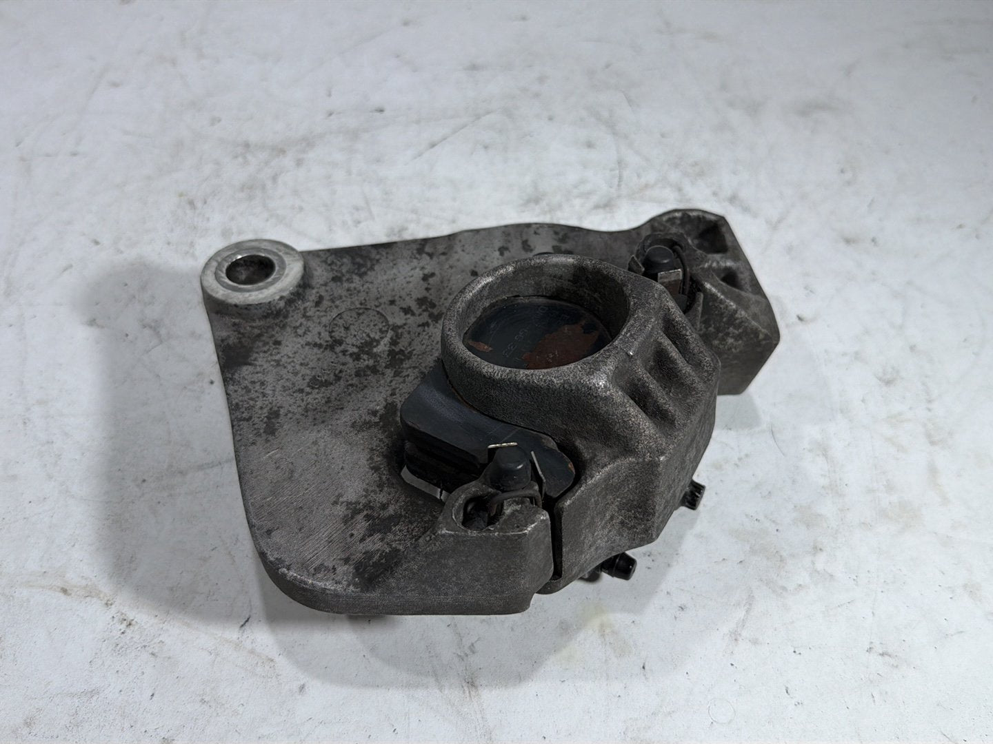 1994 Harley Electra Glide Touring Classic OEM Rear Back Brake Caliper w/ Bracket