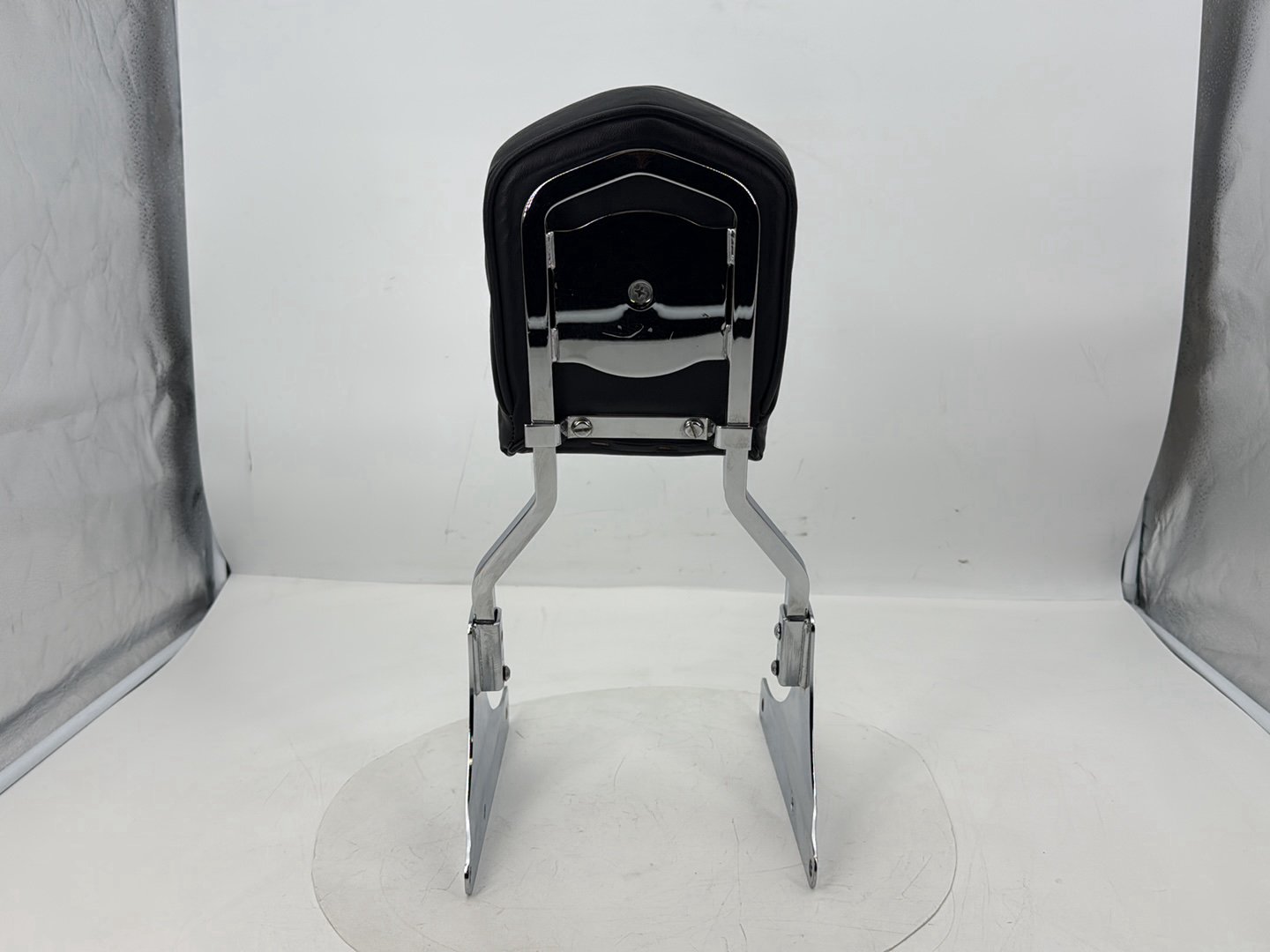 1999 - 2006 Harley-Davidson Softail Heritage Rear Sissy Bar w/ Backrest Cushion Pad 52731-00
