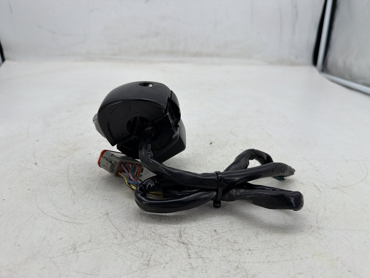 2004 Harley Electra Glide Touring Ultra OEM Left Turn Signal Headlight Switches Controls
