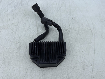 2004 Harley Dyna Super Glide FXDI OEM Voltage Regulator Rectifier