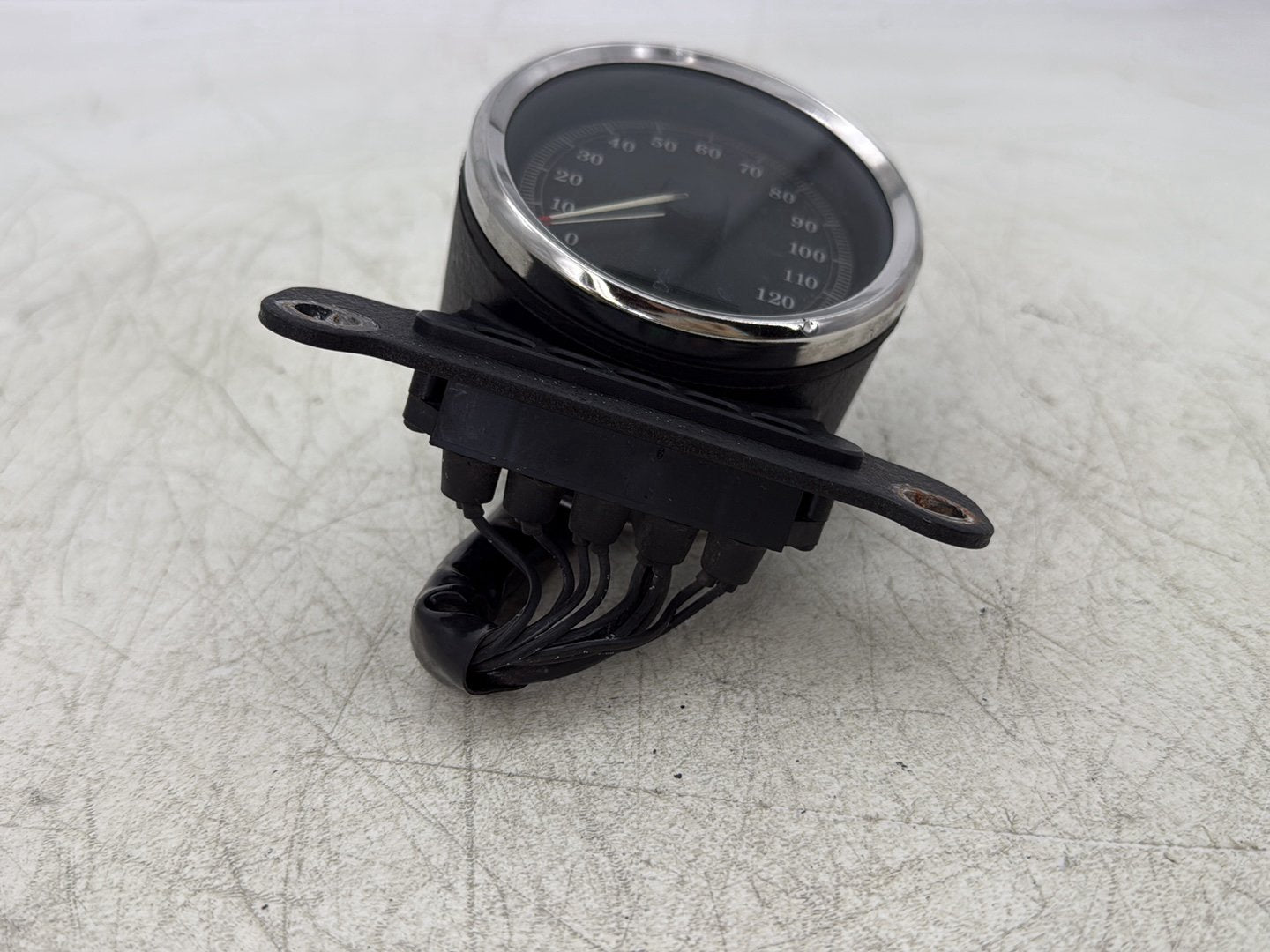 2004 Harley Dyna Super Glide FXDI OEM Speedo Speedometer Gauge Cluster
