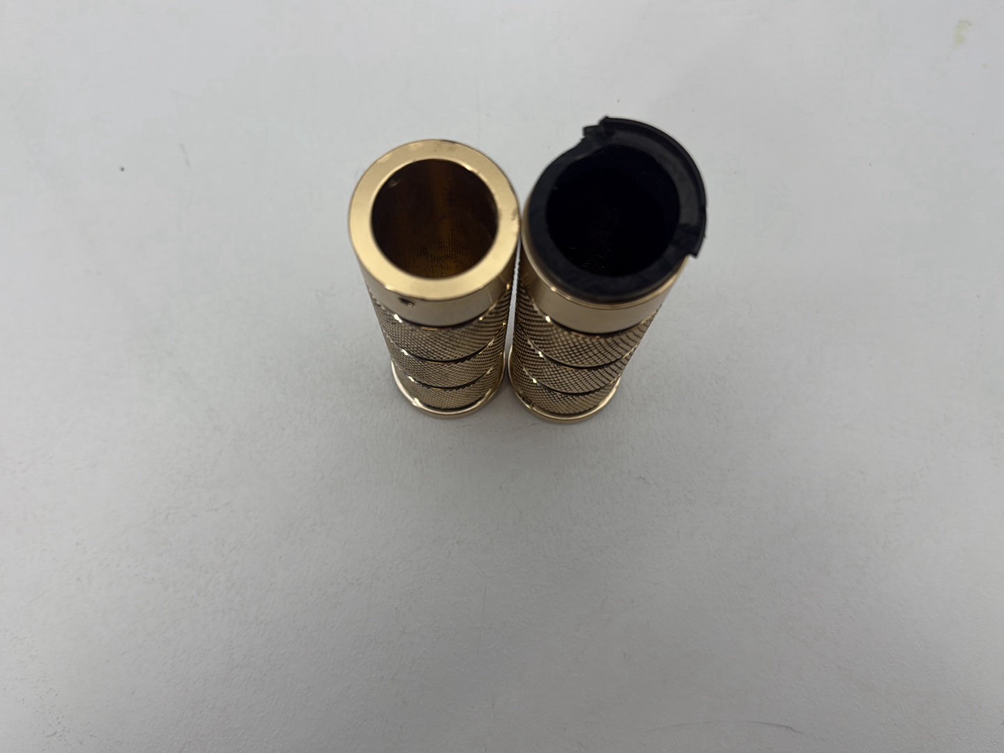 2019 - 2023 Harley-Davidson Touring Road King Special Front Left Right Handgrip Hand Grips Accutronix GR101-KG5