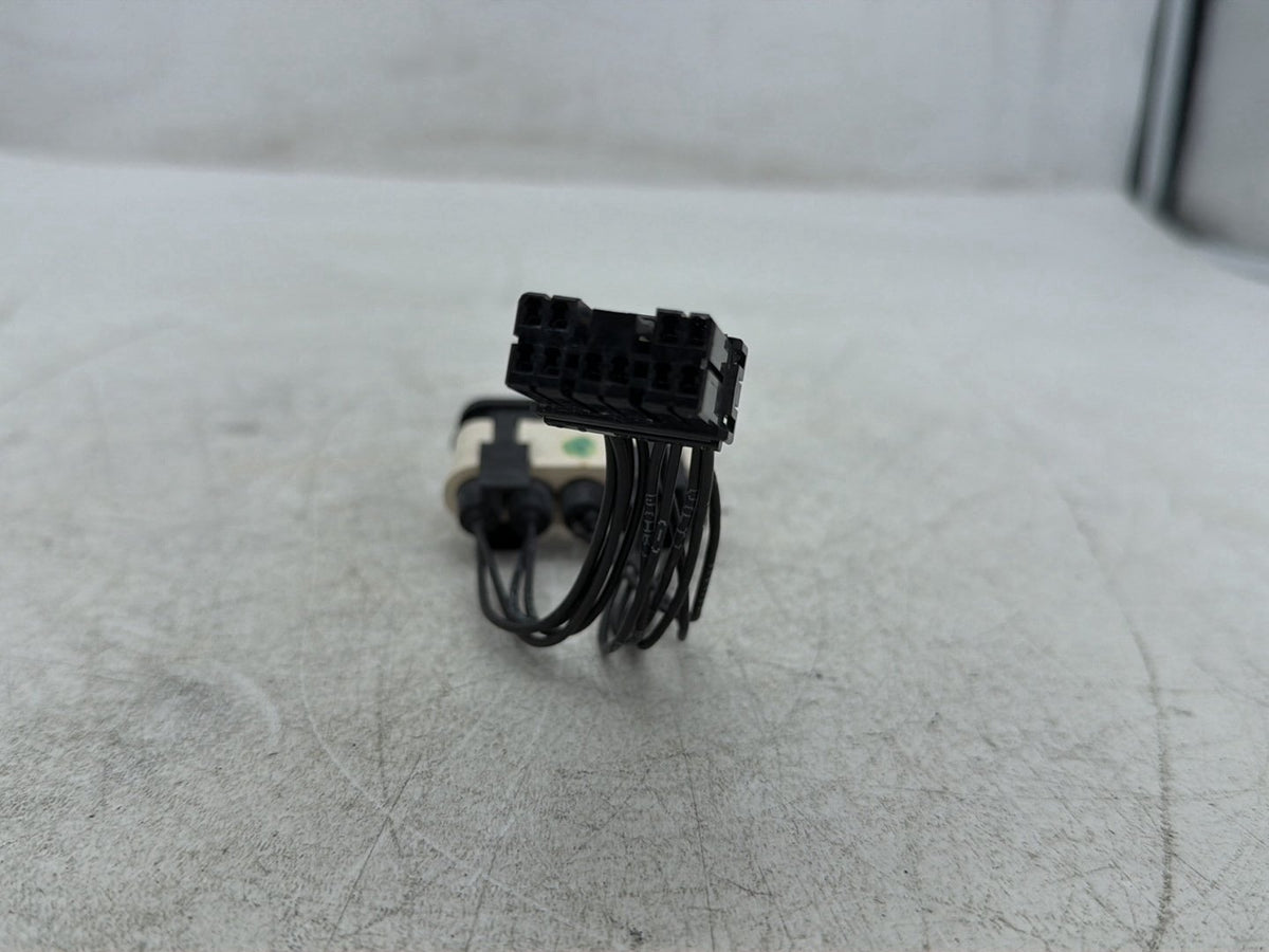 2003 Harley Electra Glide Touring Ultra OEM Dash Indicator Lamp Wire Plug 68789-96A