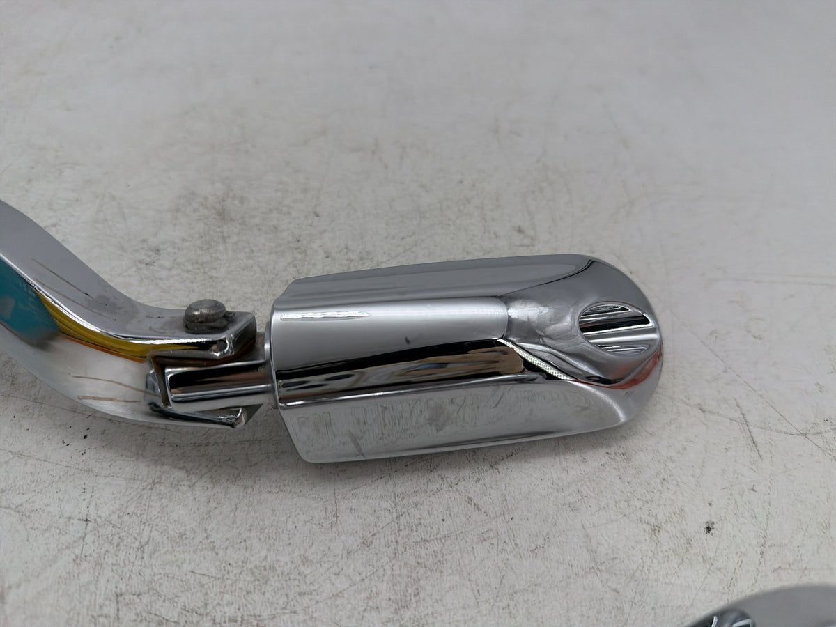 2009 Harley Street Glide Touring FLHX OEM Passenger Left & Right Foot Pegs