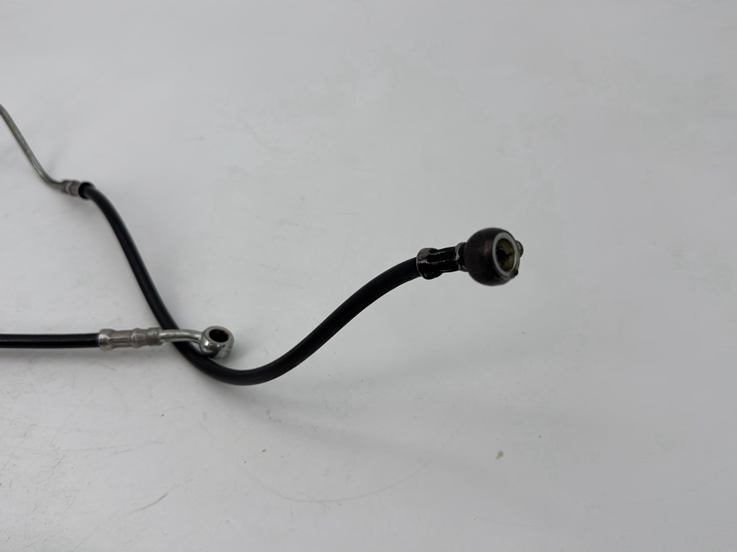 2007 - 2012 Harley-Davidson Touring Road Glide Front Brake Hose Line Pipe NON-abs 43350-08