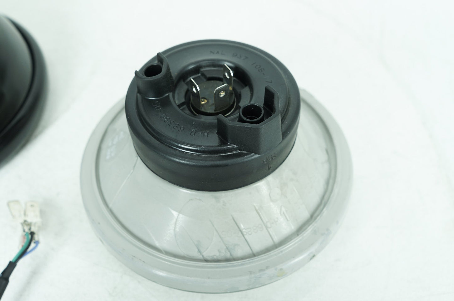 Harley-Davidson Misc  Headlight Headlamp Head Light Halogen 67881-96B
