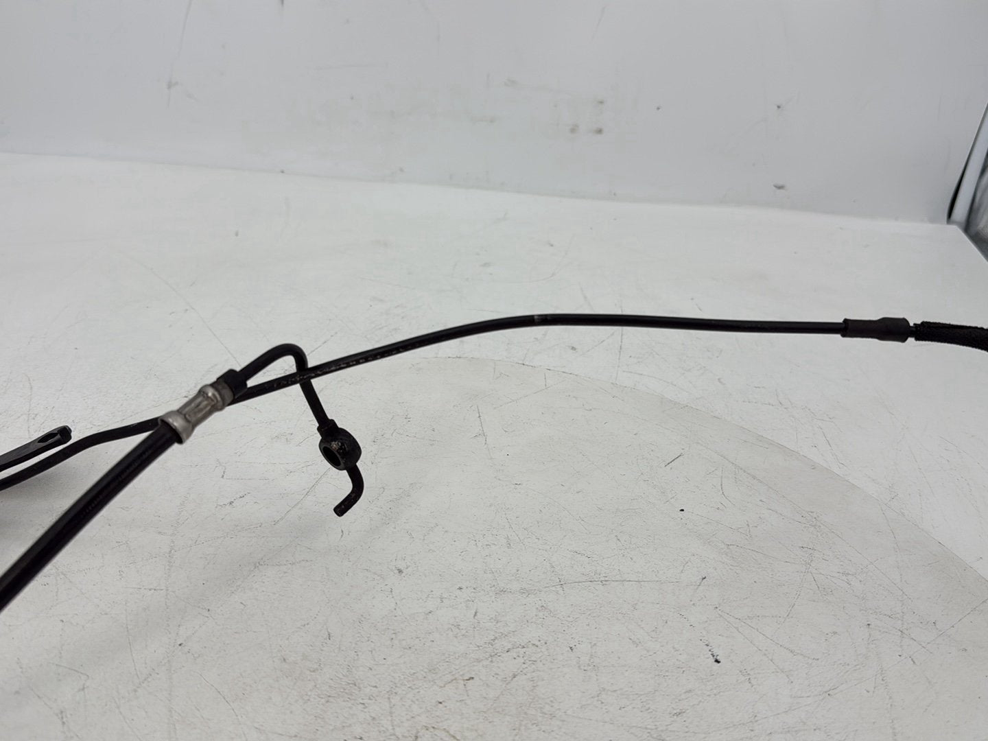 2008 - 2016 Harley-Davidson Touring Electra Glide Ultra Rear Brake Hose Line Pipe ABS 40611-09