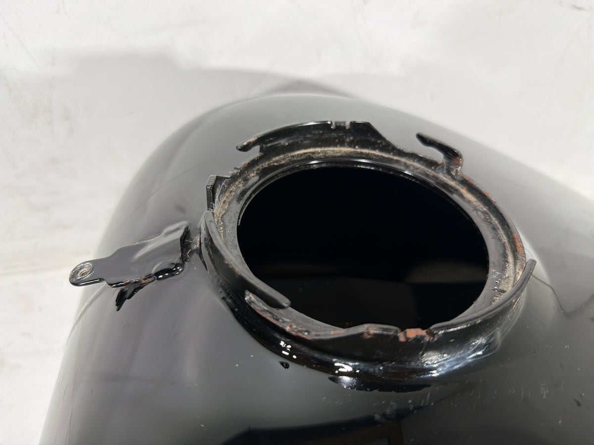 2009 Harley Street Glide Touring FLHX OEM Fuel Gas Tank Gasoline Reservoir