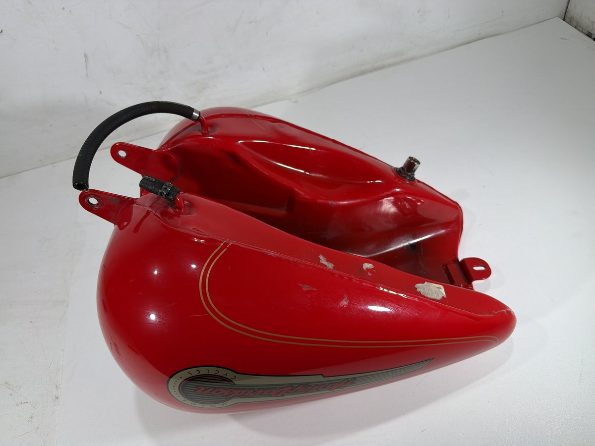 2004 Harley Electra Glide Touring Fuel Gas Tank Gasoline Reservoir w/ Fuel Pump