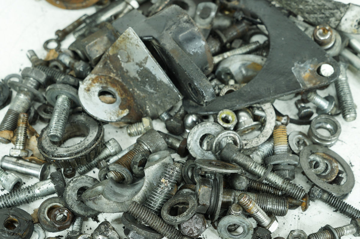 1992 Harley-Davidson Touring FLHS - Hardware Bolts Nuts & Brackets