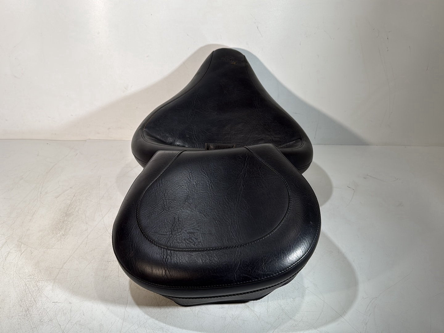 1986 - 1998 Harley-Davidson Softail Heritage Classic Passenger Rider Driver Seat Saddle MUSTANG