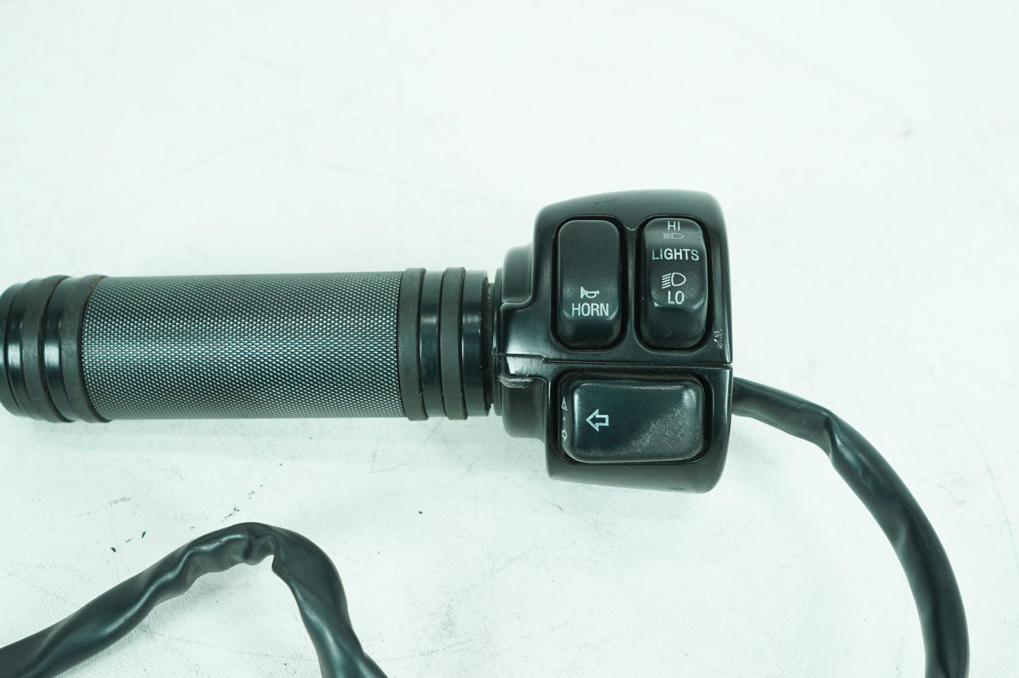 2000 - 2006 Harley-Davidson Softail Fat Boy Left Turn Signal Headlight Switches Controls 71597-96B